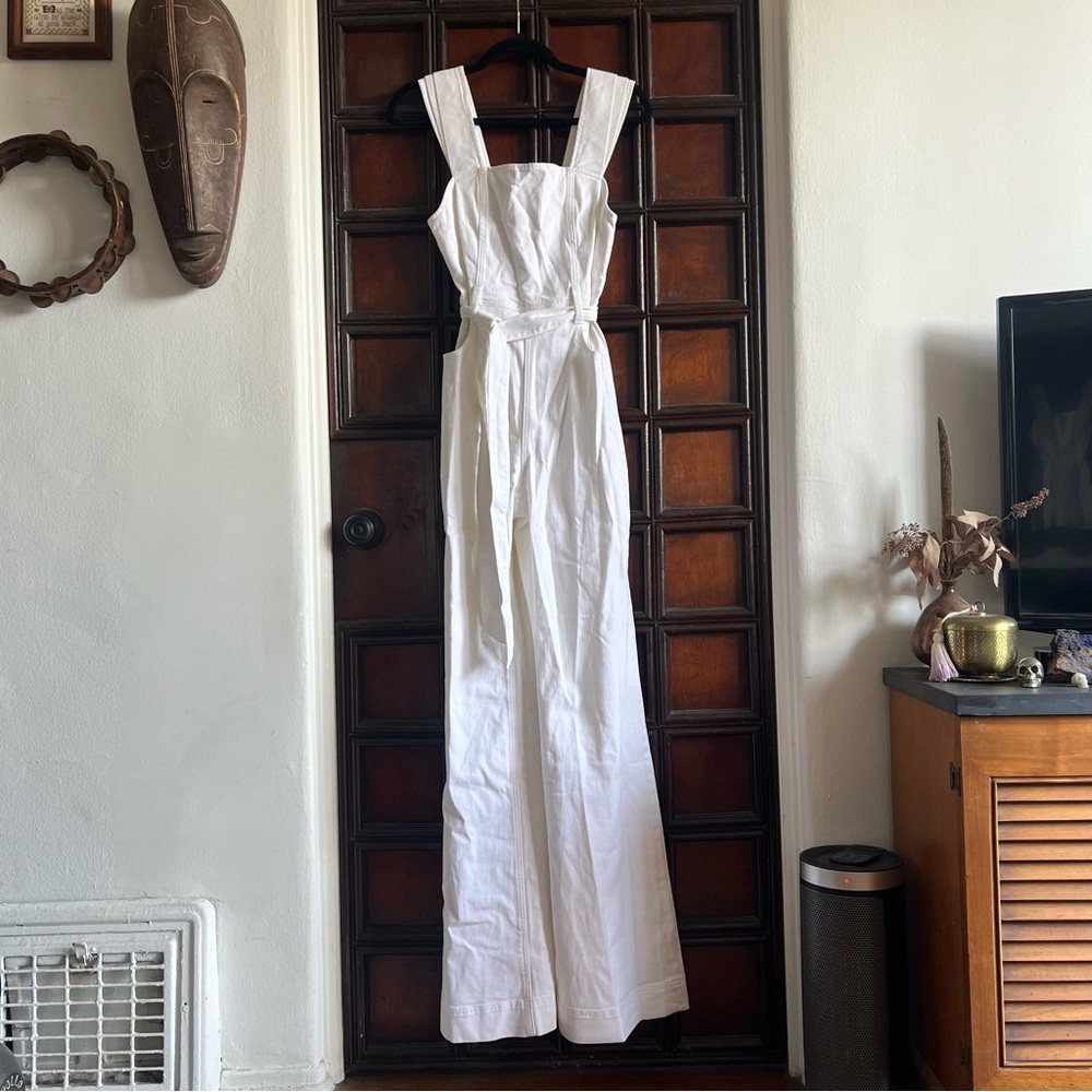 ALICE + OLIVIA White Jean Belted Jumpsuit